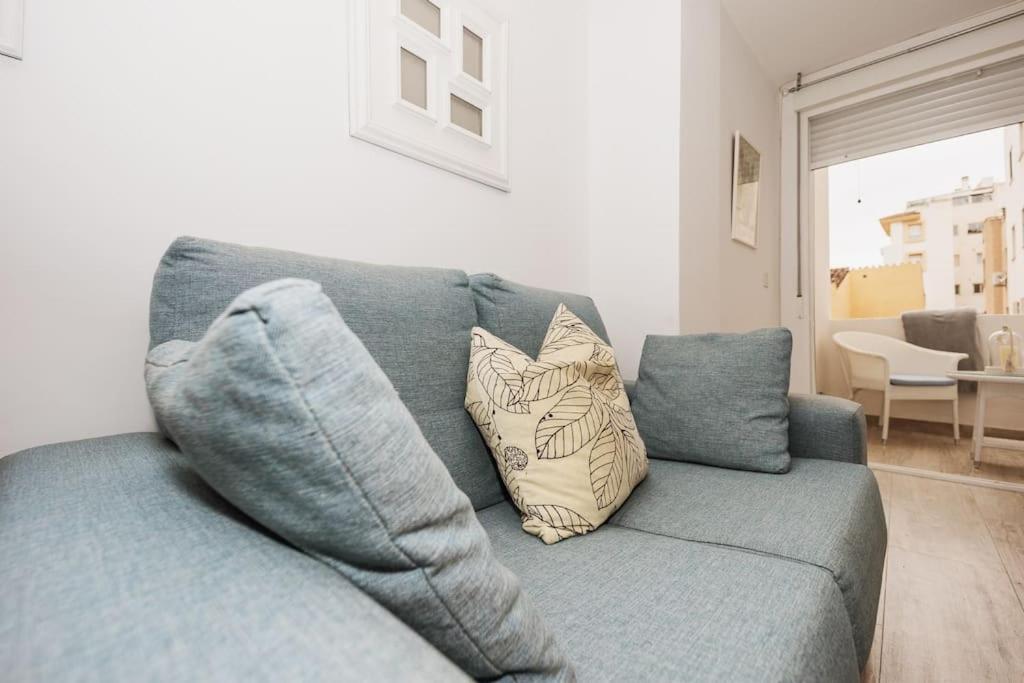 Modern First Line Apartment อัลมูเญการ์ ภายนอก รูปภาพ